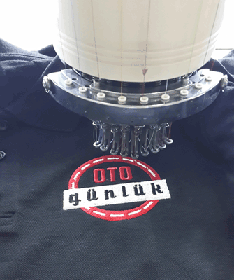 Nakış işlemeli Tişört